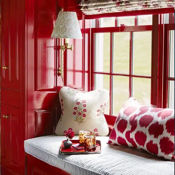 red home design